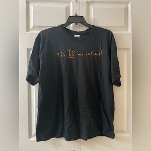 🐮Gildan, size XL, Halloween shirt🐮